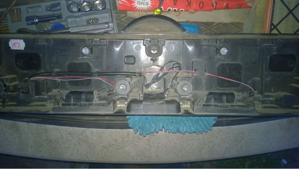Проводка кнопки багажника Opel Meriva B