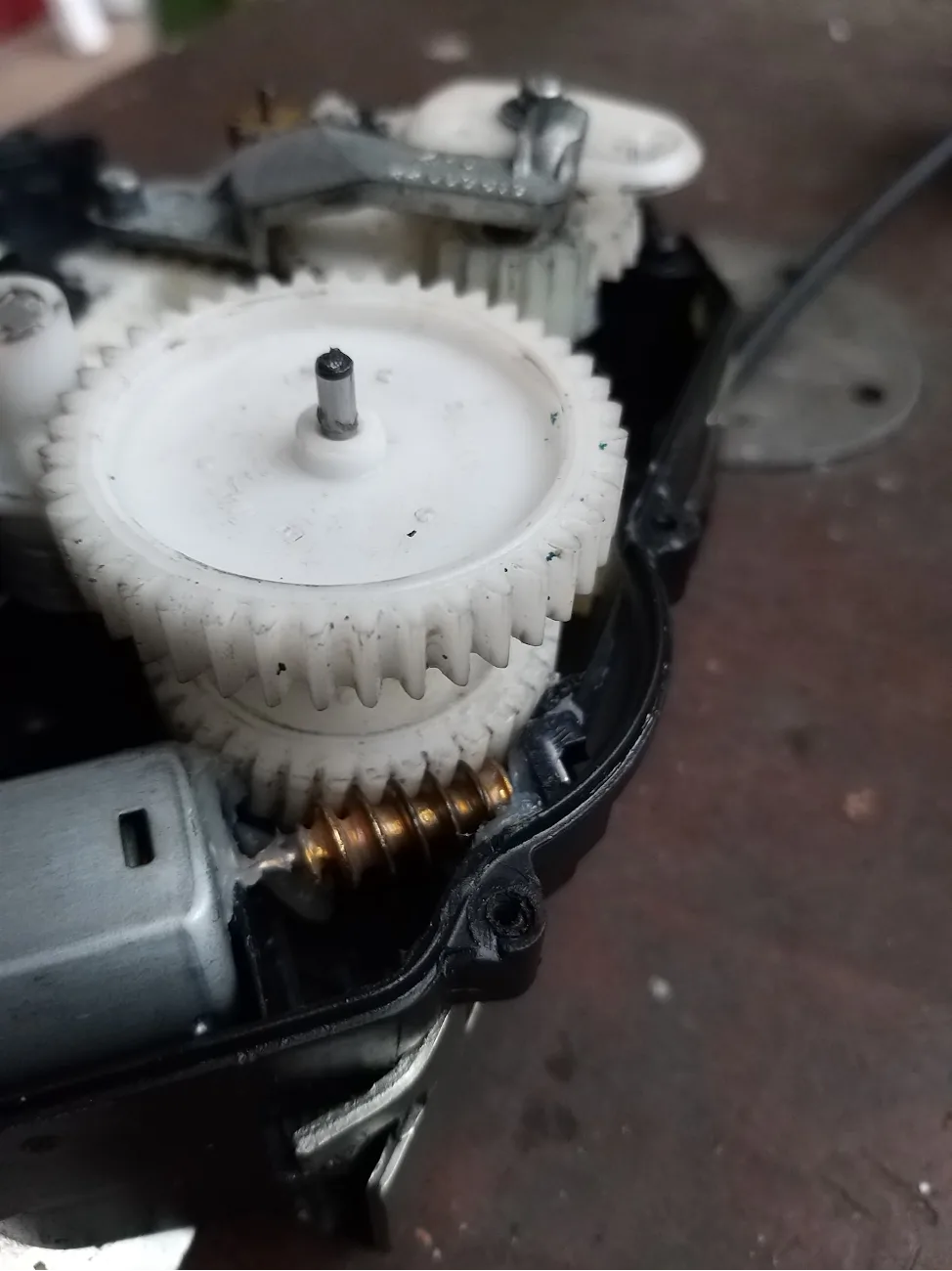 Приводная шестерня замка Mercedes W164