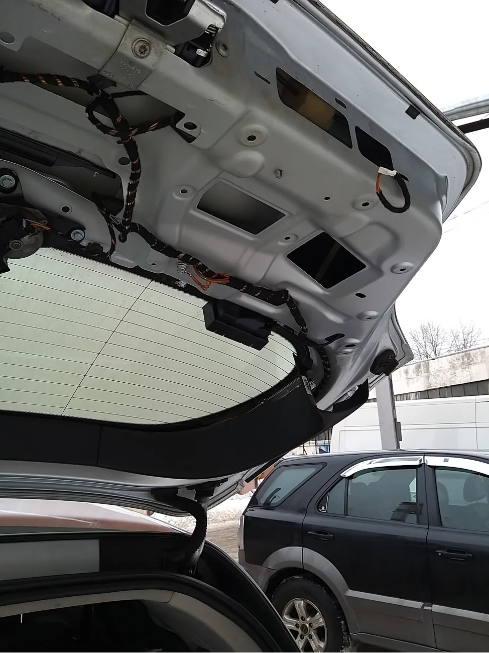 Крышка багажника Mercedes W164 без обшивки