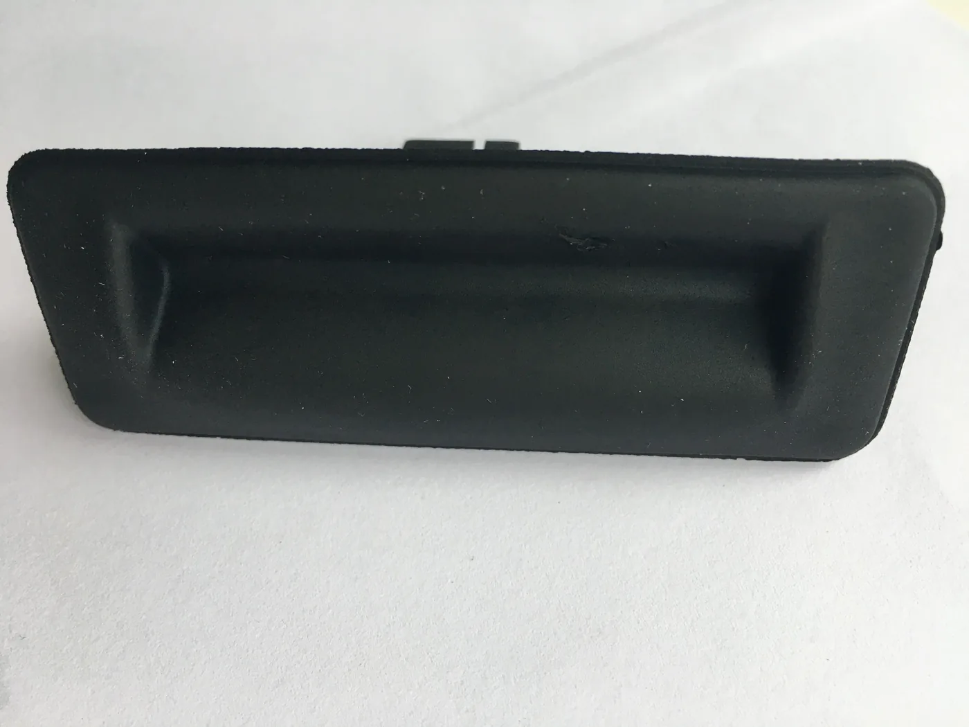 Кнопка открывания багажника Skoda (5J0827566E)